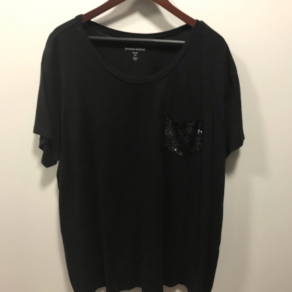 Black tee with glitter pocket size 20